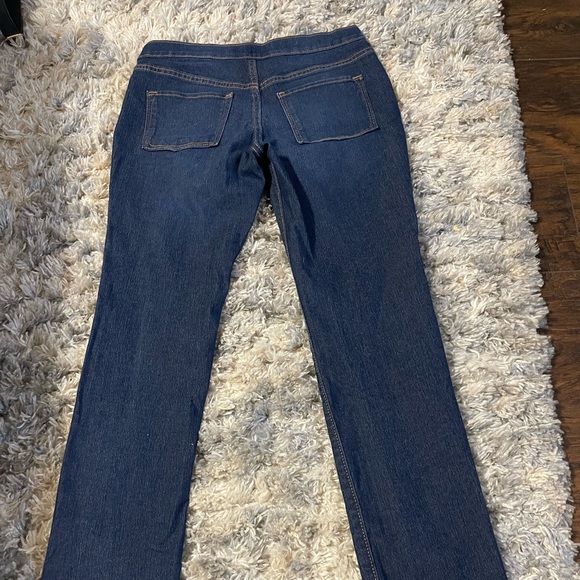 Skinny Jeggins. Ordered them from childrens place, For my niece but didn’t fit. - Picture 1 of 4